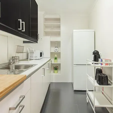 Apartment @ Largo Do Carmo