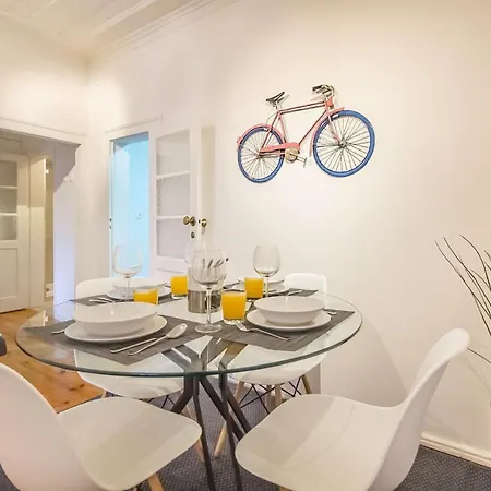 Apartment @ Largo Do Carmo *