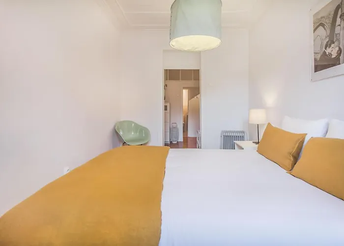 @ Largo Do Carmo شقة *