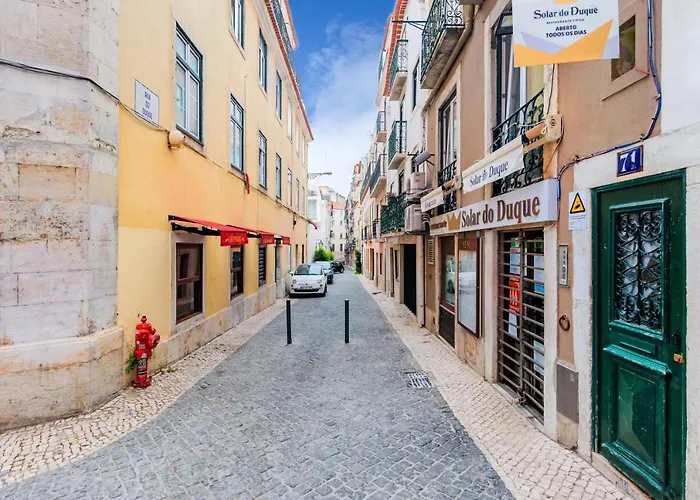 شقة @ Largo Do Carmo Lisboa
